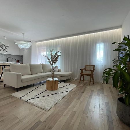 Myslym Shyri'S Apartments ティラナ エクステリア 写真