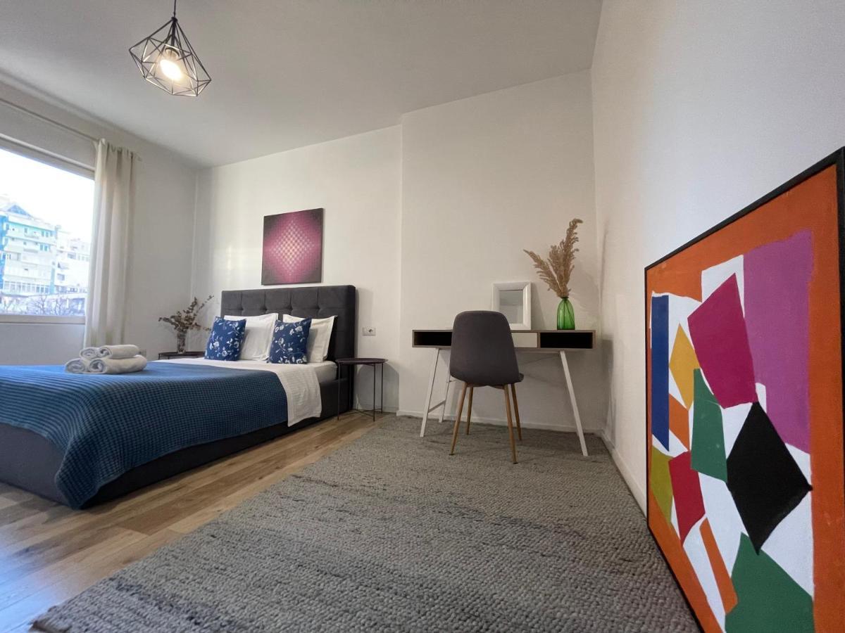 Myslym Shyri'S Apartments ティラナ エクステリア 写真