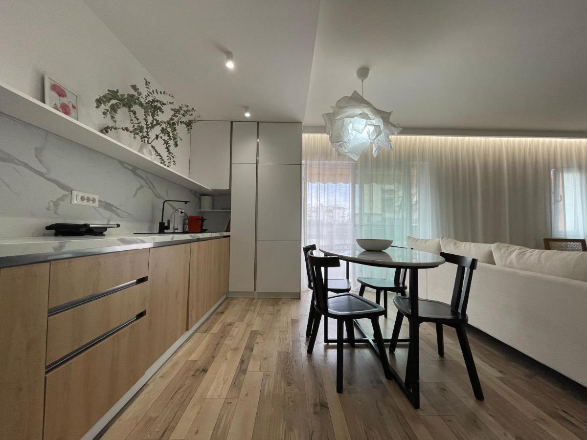 Myslym Shyri'S Apartments ティラナ エクステリア 写真